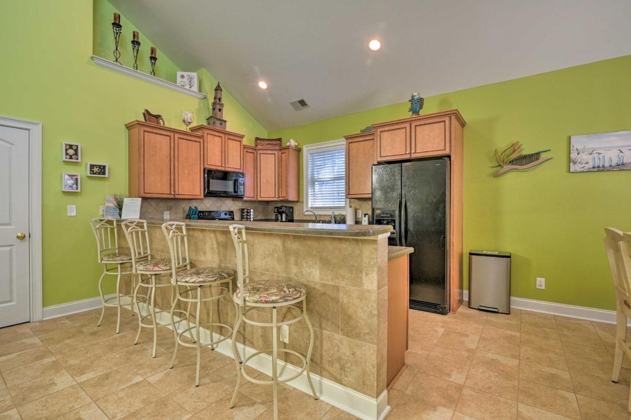 Charming Bermuda Bay Hideaway With Game Room! Мертл-Біч Екстер'єр фото