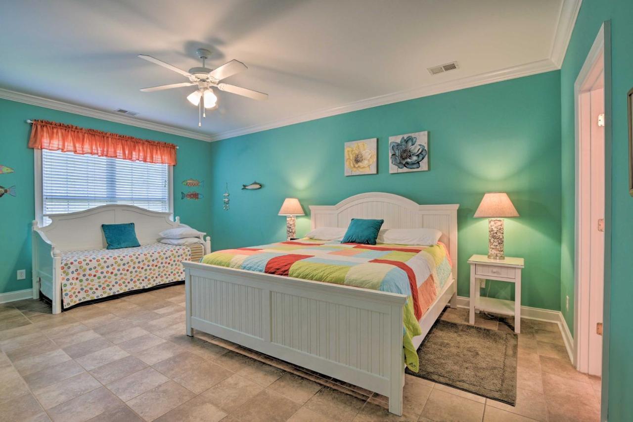 Charming Bermuda Bay Hideaway With Game Room! Мертл-Біч Екстер'єр фото